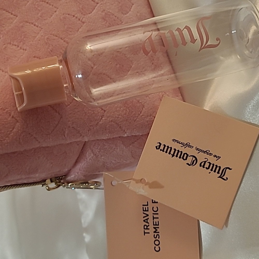 Juicy Couture Pink Heart Quilted Cosmetic Bag - Picture 9 of 9